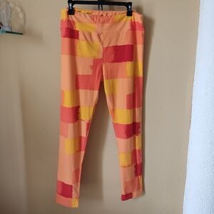 LuLaRoe TC Leggings Tall & Curvy  Orange Yellow Geometric Abstract